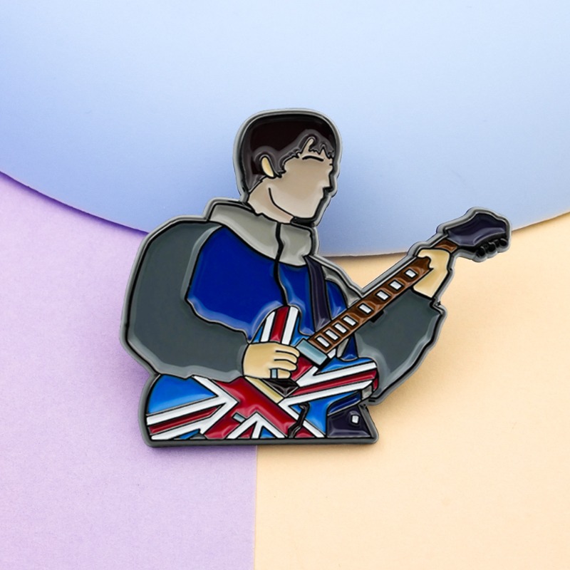 Vintage Collectible Pins - دبابيس وشارات وبروشات مينا بتصميم جيتار