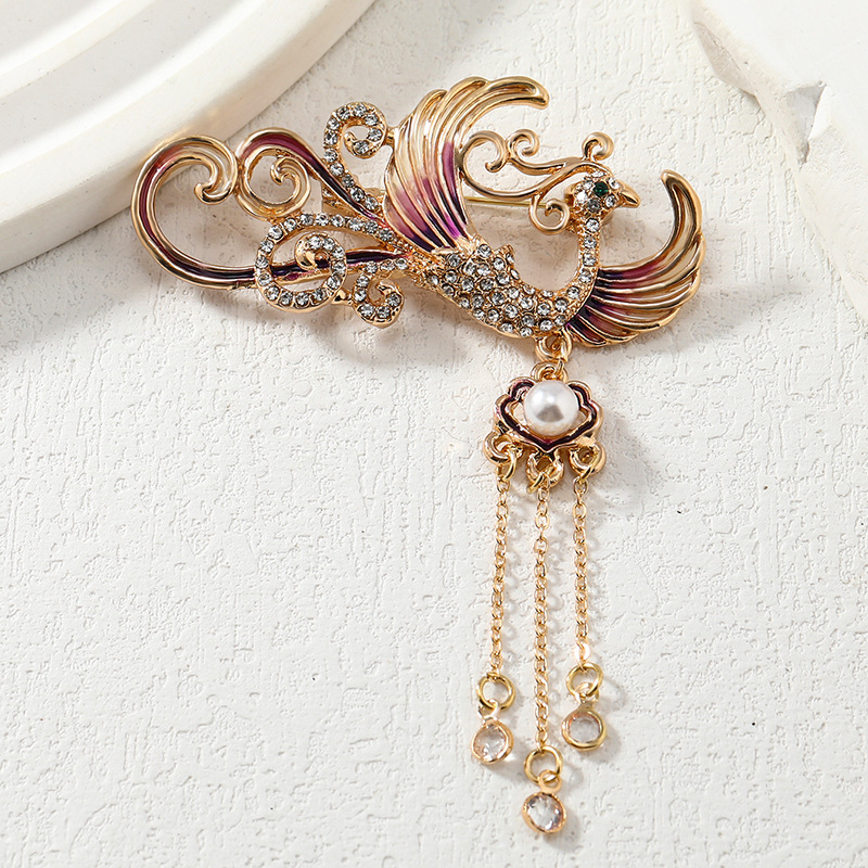 مجموعة دبابيس زينة عتيقة على ش - مراجعة Vintage Collectible Pins وسعره